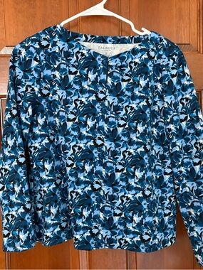 Talbots Blue and Black Floral Keyhole Neckline Top in Petite Medium